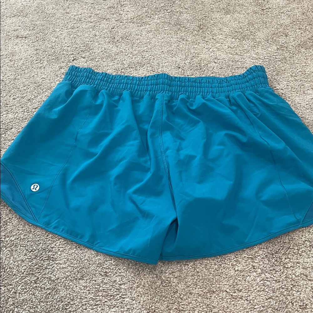 Lululemon - Picture 3 of 4